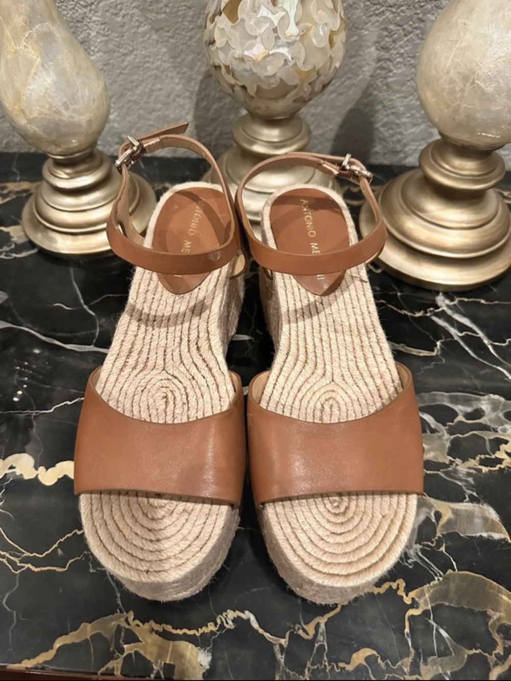 Antonio Melani Brown Leather Platform Sandals Size 6